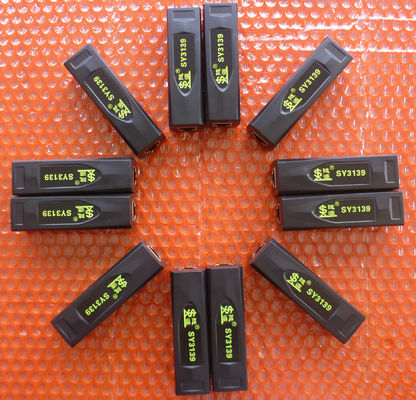 26*26*95mm RJ45 POE 1000 경전 보호기 48V 라인 전압에서 번개 보호기